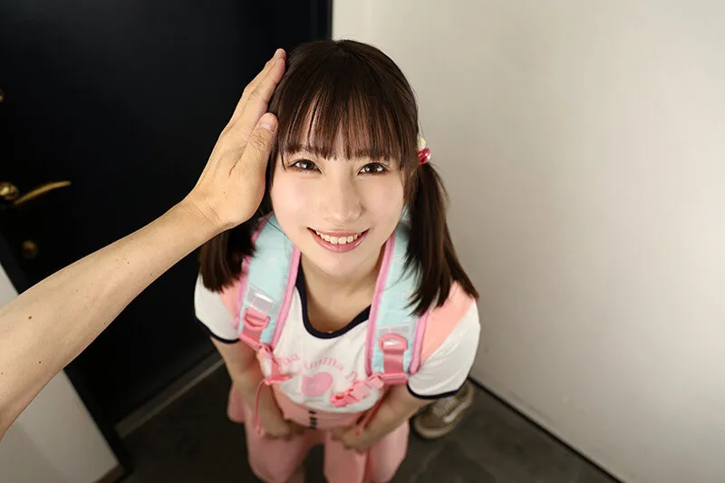 【松井日奈子】【JSロリ】【VR】幼いのに、どこか大人の色気が漂う近所の女の子に懐かれて… 小さな無毛マ〇コに何度も精液を搾り取られてしまいました。