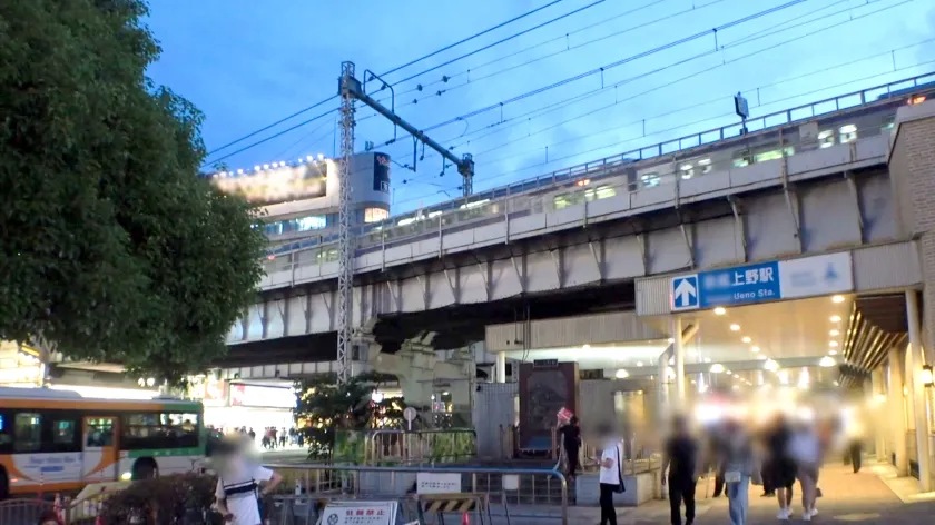 【水無月ゆり】マジ軟派、初撮。 2099 【全身性感帯BODY！？×スケベなFカップ】上野で合コン帰りのエロフェロモンむんむんの美人お姉さんをGET！合コン用にばちこりと化粧して露出が多い服きてるあたりが、男を誘う気が見え見えですよwww テ●ビ朝●のアナウンサーにいそうなショートカット美人お姉さん！スタイルがボン・キュン・ボンな感じで男心をくすぐるカラダランキングNo.1wwwwノリも良くて、えっちな質問にもいつの間にか平気で答えてくれるところがもうスケベ丸出し(笑)「性感帯は、、、耳も、首も、背中も、、、クリも、、中も、、、好きです。」って、全身性感帯じゃんwwww ちょっと試しに触ってみたら、マン汁まみれのぐちょぐちょパンツになってました！潮も吹いて、よがりまくって、イキまくって、敏感スイッチが全身に入りまくってます(笑)汗だくになりながらの濃厚な絡み合いは、まさに必見。合コンで早めに帰る女は、モーレツに欲求が溜まっているので誘ったらものすごく淫乱ですよ(笑)