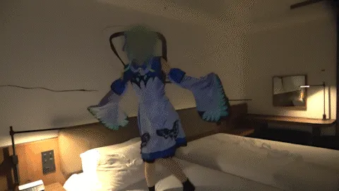 【ホロライブ潤羽るしあ同人AV】ホロラ●ブ🔞麗●るしあ【体重30キロ代】ミニマムボディ美少女レイヤー【身長140cm代】コスイベ後のムラムラしてるタイミングで呼び出しSEX！小さなマ〇コをチンポで虐め倒す【情けない顔でイキ狂い】