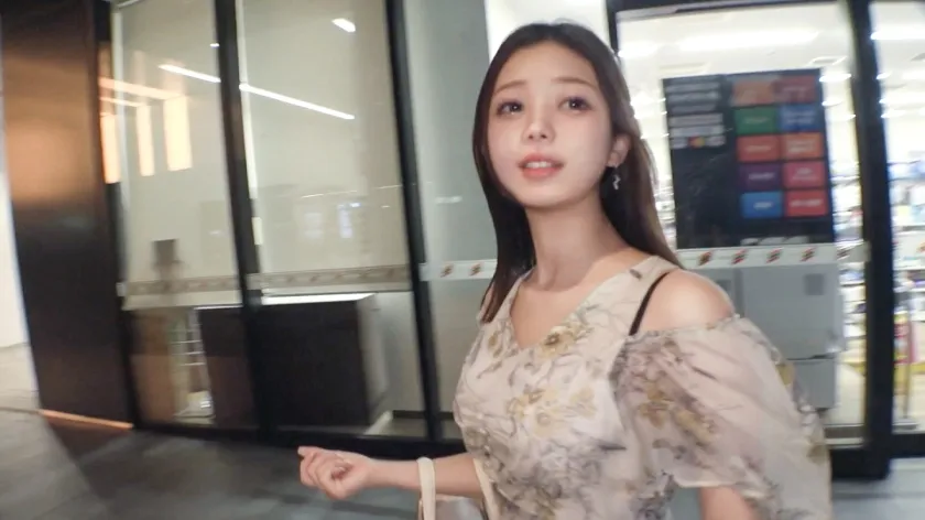 【音月みり】マジ軟派、初撮。 2126 たまらんギャップの玉手箱！ピンポーン！ブッブー！突撃○×クイズでナンパ！ローテンション系ミステリアス美女は、即濡れまんこに即挿入！？小柄な身体に、引き締まったスレンダー美脚と、至高の揉み心地柔らか美尻美乳！