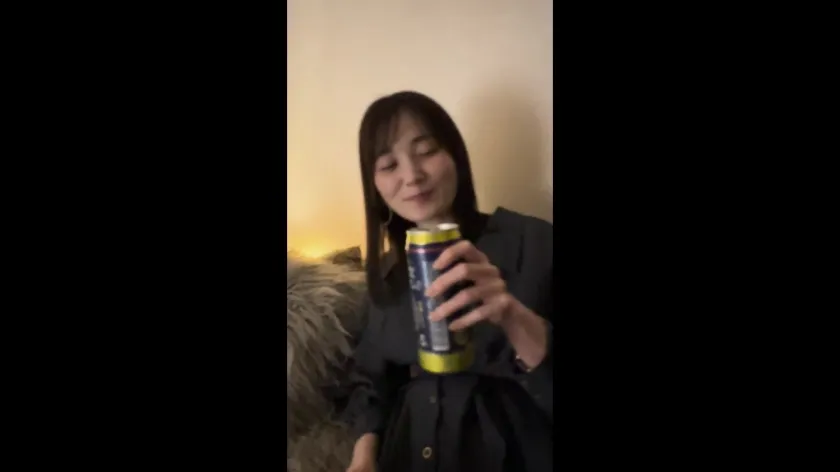 【本田もも】【超過激映像】快楽に溺れる色白スレンダー美人の昼職OLが全身を痙攣させてぶっ飛ぶ貴重映像。