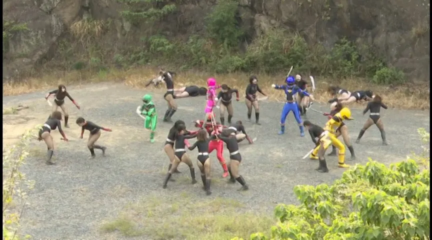 【宇流木さらら 藤木紗英 若宮穂乃 他】女戦闘員 COCOON 後編