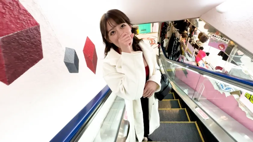 【超美形】最初から最後まで色気たっぷりの巨乳人妻と濃厚な不倫ハメ撮り。射精不可避のフェラテク＆腰使いで金玉空っぽ待ったなしw旦那以外のチンポでよがりまくる淫乱女との激しい性行為を収めた希少映像！