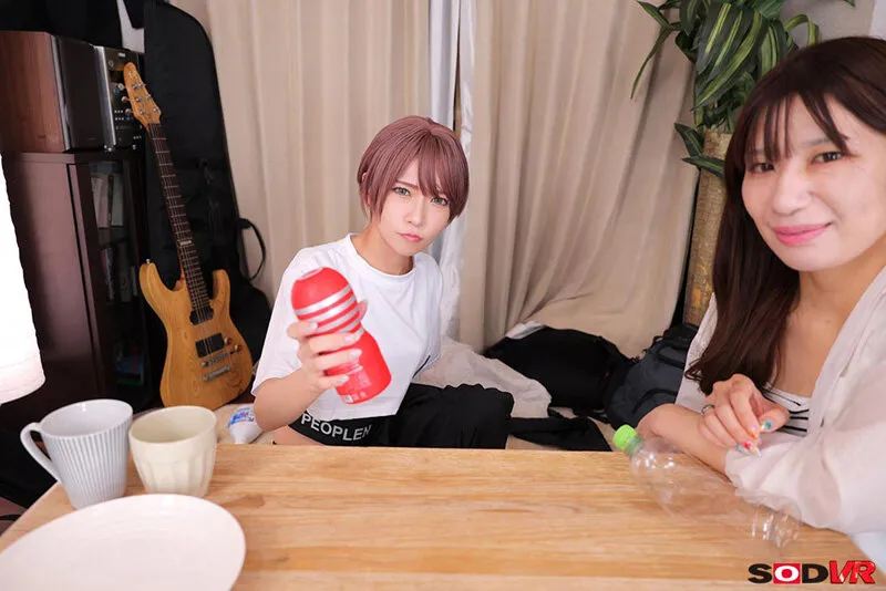 【円井萌華】【VR】【8K】ショートカットGAL と、寝起き素顔のナチュパコ。目覚めて即朝勃ちチ○ポで中出しから始まるダラダラなリアル休日SEX MOEKA