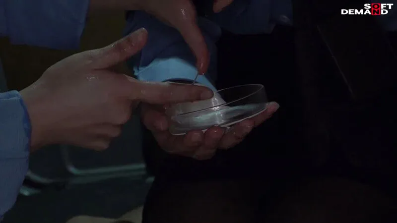 巡察レディのお仕事 ～路上隠し撮り少年更生精子回収編～