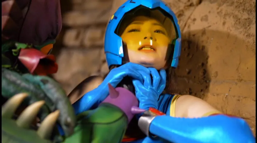 【音琴るい】HEROINE SEXYピンチ 超装忍バードソルジャー バードブルー