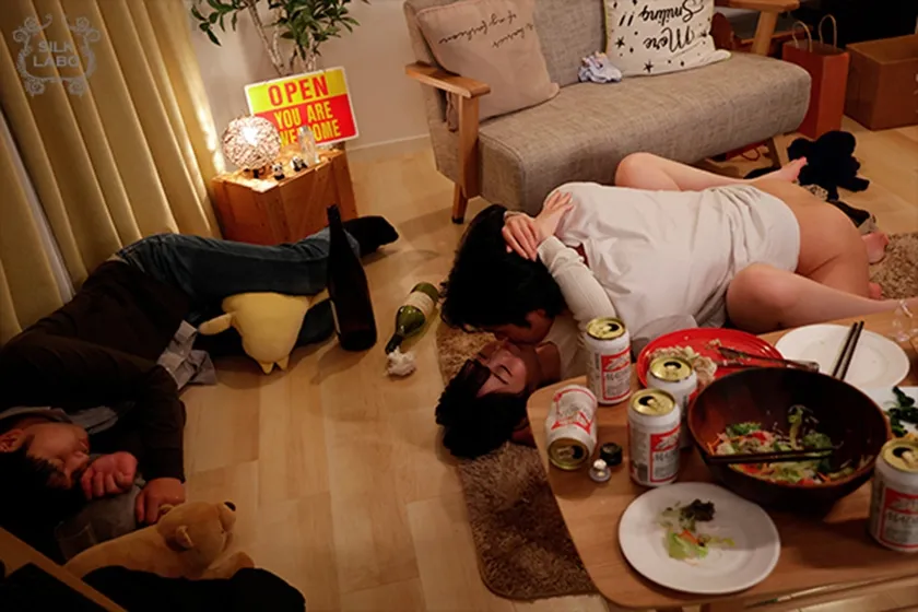 四六時中発情中 V 渡辺まお 天馬ゆい 有加里ののか 及川大智 上原千明 保志健斗