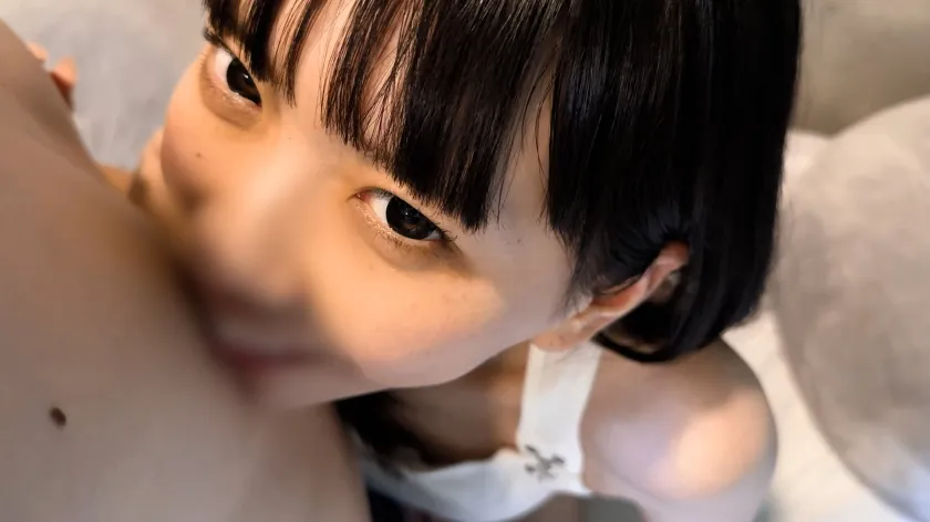 【雫月心桜】【ハメ撮り強要】天真爛漫！ニッコリ可愛い小柄美乳女子が新鮮な裸体で懸命なご奉仕！明るく振舞うも性の快楽に溺れ、笑顔が完全に消え失せながらイキ悶える衝撃的映像。