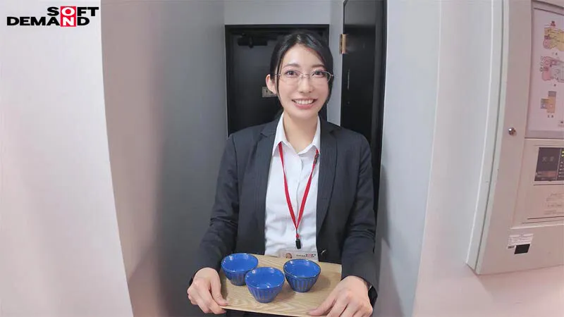 【特典版】秘書 守屋よしの 初AV出演