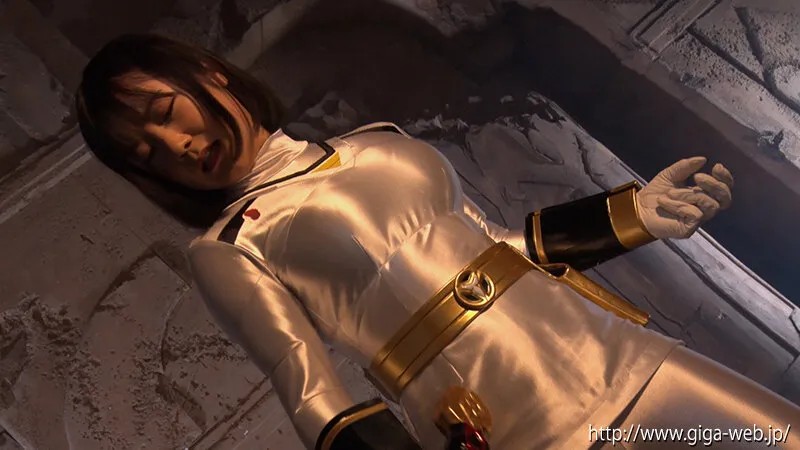 スーパーヒロイン危機一髪！！Vol.97 光忍戦隊シノビンジャー シノビホワイト 上白美央