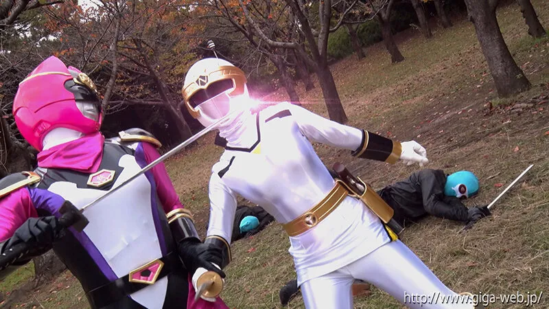 スーパーヒロイン危機一髪！！Vol.97 光忍戦隊シノビンジャー シノビホワイト 上白美央