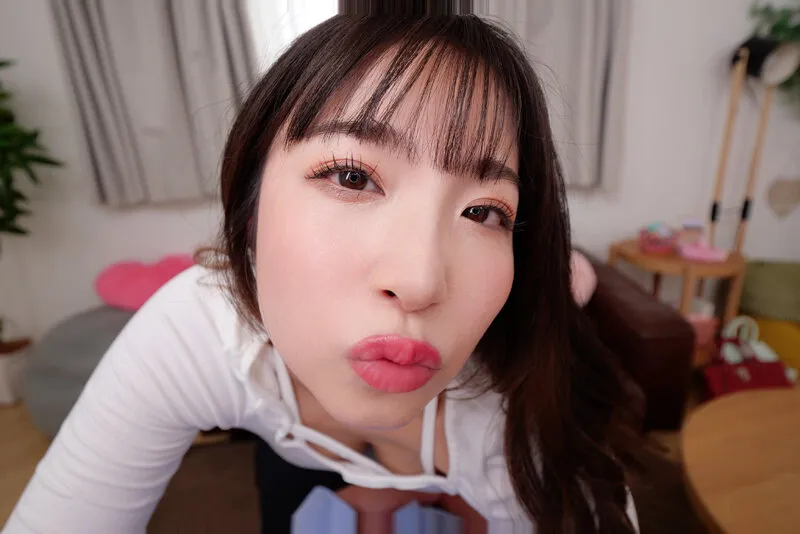 【VR】ヤリマンなんだけど…エッチのテクニックがいまいちな幼馴染ギャルのSEXの練習相手になったらどうする？ 栄川乃亜