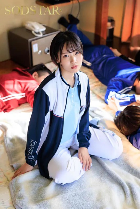 えwww修学旅行中、ボーイッシュな新人担任教師に憑依したったww 実は超敏感ムッツリ体質だった事が発覚www 俺（先生）のカラダを使って消灯後男子連中とエロいことしまくった大絶頂おふざけ記録。 柴崎はる