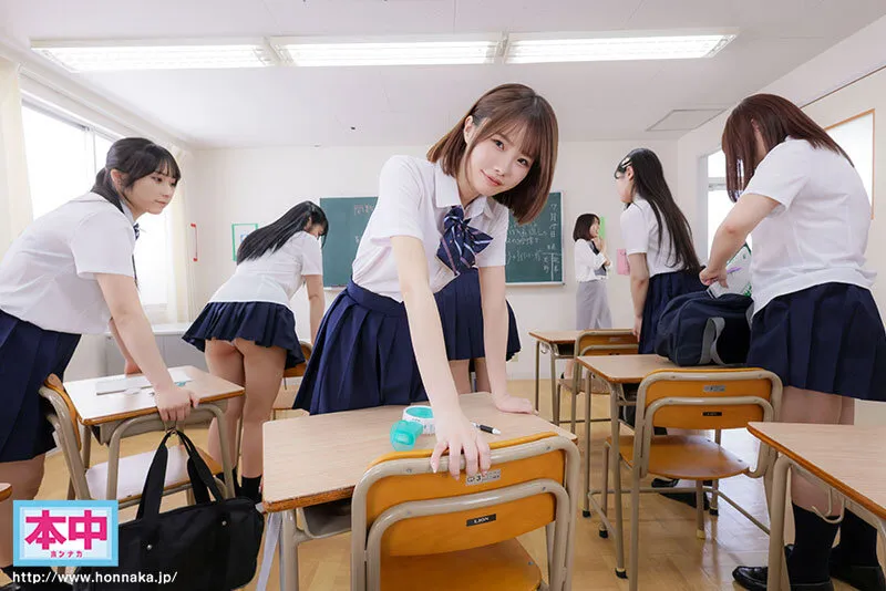 【VR】席替えVR 男は僕ひとりだけのクラスであの子もこの子も僕の隣の席をねらってる！？ 松本いちか