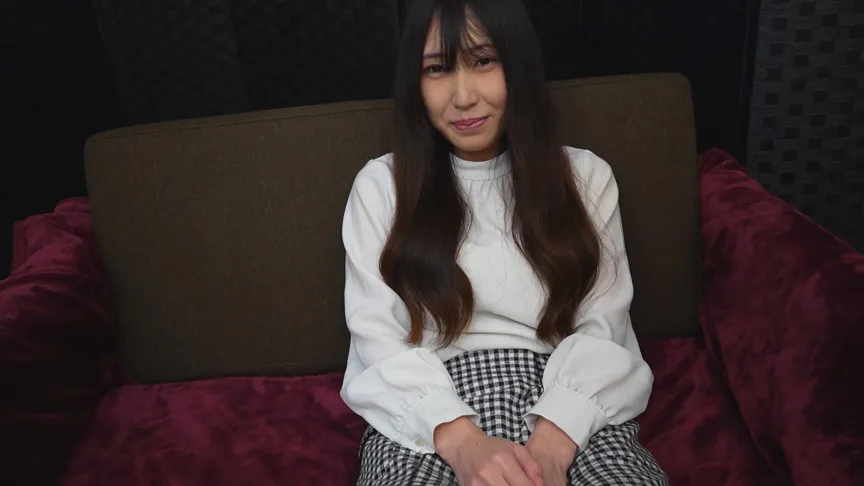 壇蜜似のすみれに生フェラと人生初の顔射を体験させました