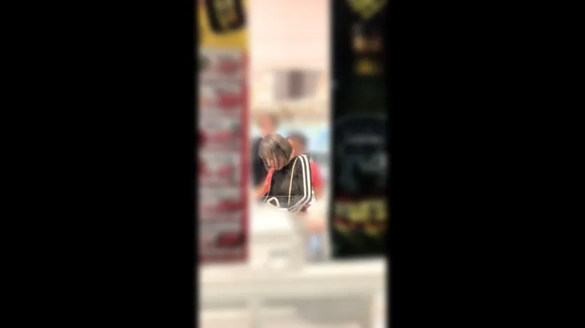 S区2Fショートカットスレンダー美ボディギャル