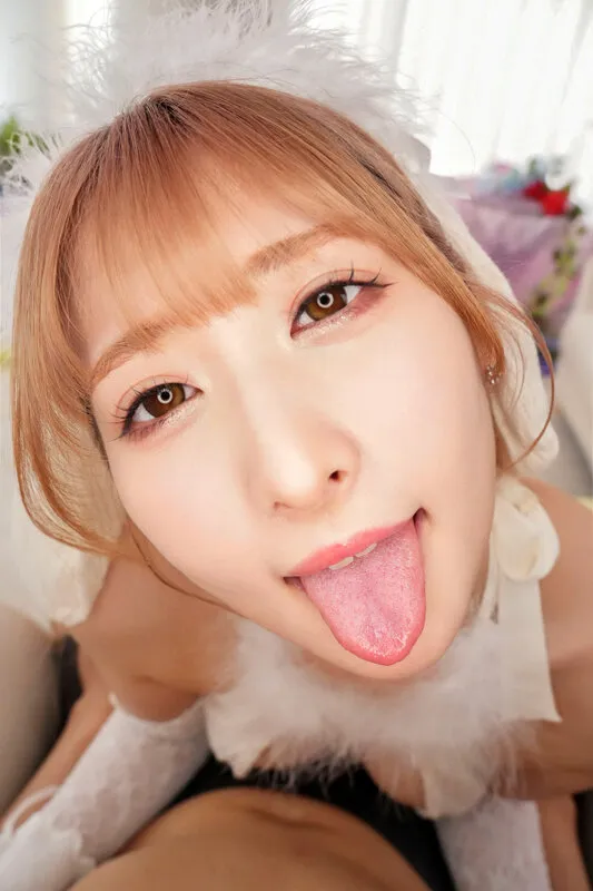 【VR】求愛キスと生殖淫語で確実に男を好きにさせる極甘なオナサポ体験 末広純