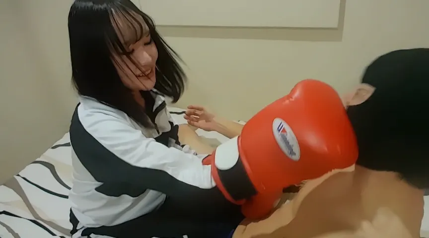 ヨハネ様のボクシングトレーニング＆ぼこリンチ（その2 おしおき編）