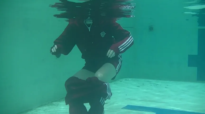 サバイバル水泳水中脱衣編