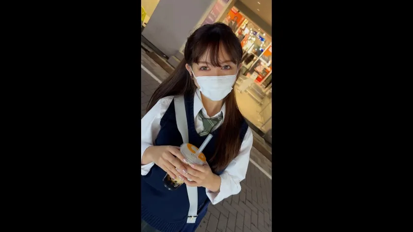 恵まれた体格を持つ陸上特待生の褐色女子に人生初めての中出し。