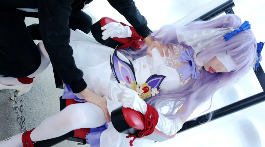 自国民に囚われたワガママ王女の行方