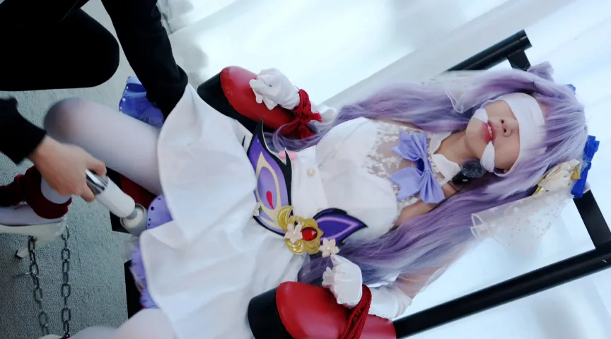 自国民に囚われたワガママ王女の行方