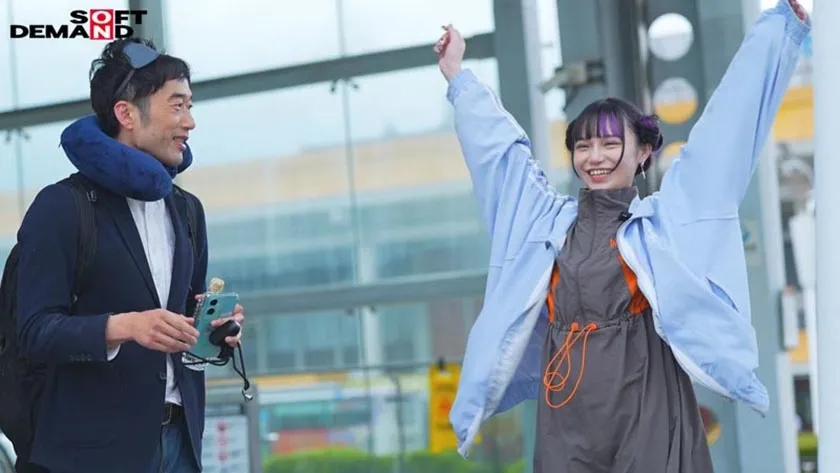 こんな顔してえっっっぐいアクメするほどデカチン狂でした。総fw60万人の台湾美少女が、デカチン日本代表3名と乱れ逝き！ 小さいマンコの膣穴いっぱいにチンポが入り込む激ピストンにも、感謝が止まらない！！ 大絶頂 謝謝セックス  齋齋いつき