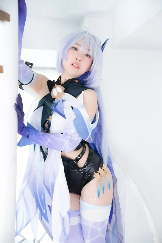 恥もかき捨てた体長140cm台ちっぱい美少女達のハメ狂う4Pオフパコ乱交 W大量潮吹き相互ビチャイキ中出しぶっかけ絶頂！！ 皆月ひかる 冬愛ことね