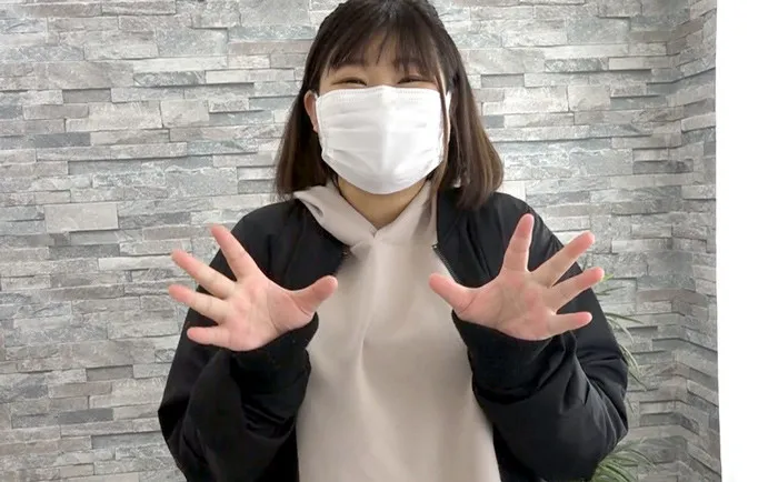 【初脱ぎ】Hカップの色白清楚な素人ぽっちゃりちゃんをイタズラ♪綺麗な乳輪に肉厚パイパンおまんこ☆