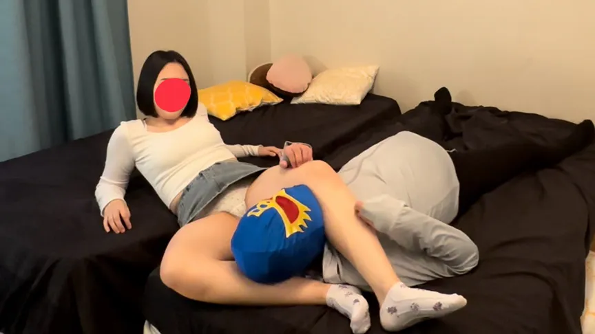 憧れのふみな先輩に頼まれた仕事をミスって電気アンマでお仕置きされる新入社員の俺