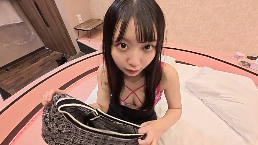 【新映像体験？まじかで見る激エモKISS顔からのビジュつよアクメ】【一番の食べごろボディのド淫乱ビッチ美少女降臨】【ガチで感じてるエチチな生SEX映像】下にも上にも中出し！！2発！！ あおい藍