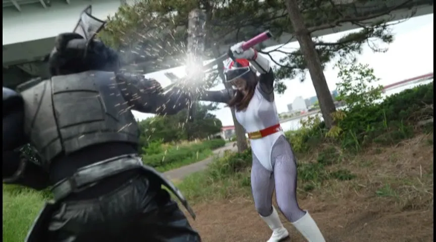 HEROINE SEXYピンチ 忍び捜査官レンカ ～毒蜘蛛魔女の恐怖～