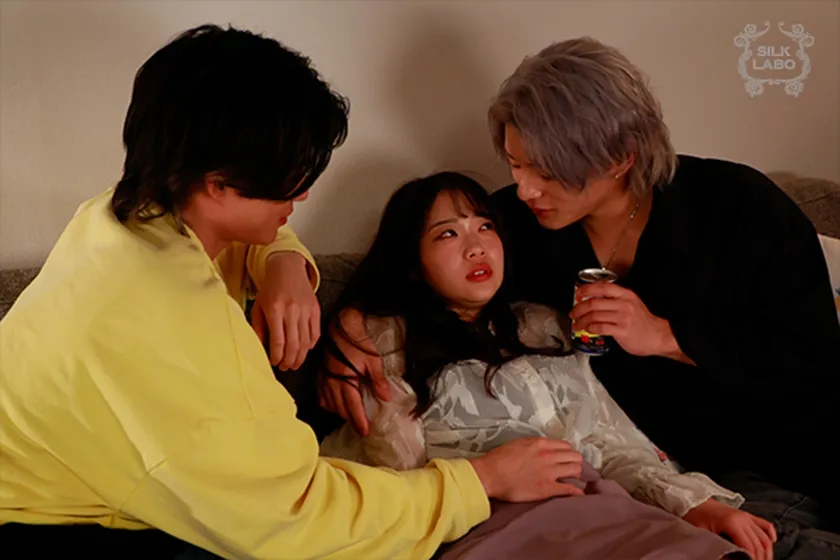 Triangular Holic 3 葉月ひな 二葉エマ 東雲怜弥 向理来 保志健斗