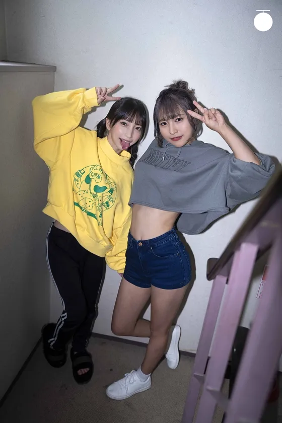 ハメ撮りレズH ボンビーガールな大学生！「アタシと…ちょっとエッチな配信してみない？」生活費と親友のココロを手に入れる方法 冬愛ことね 北城希