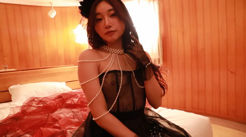 三葉ちはる／はっぴーおしゃれ痴女