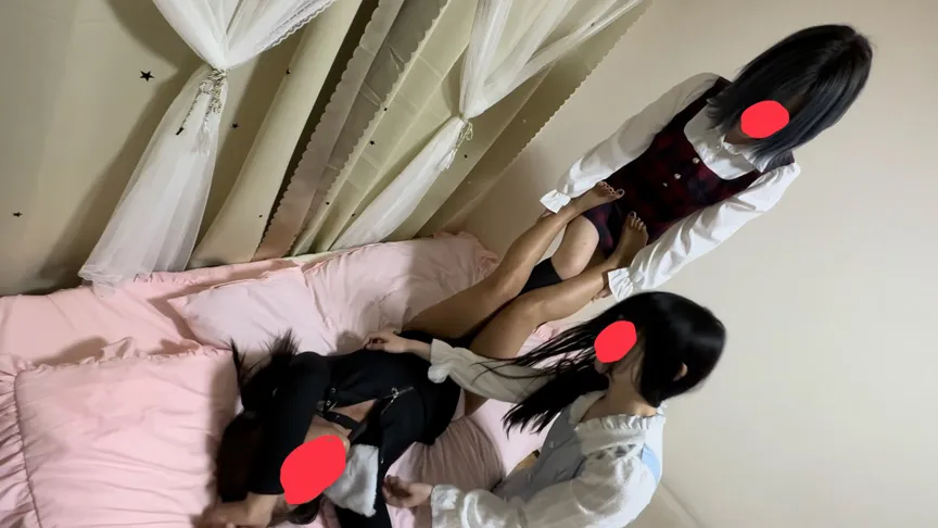 妹ゆうなの反撃！ギャル2人うさぎちゃんとめありちゃんをを電気アンマとくすぐりで逝かせる！