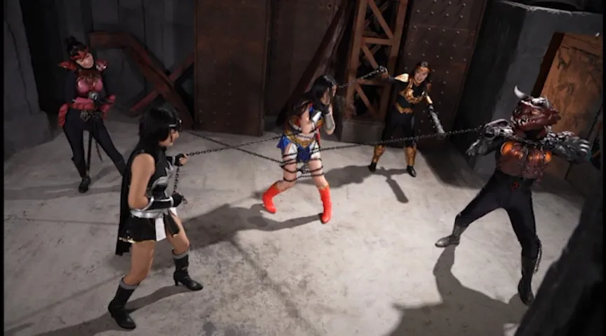 HEROINEアクションピンチ グラマラスレディ