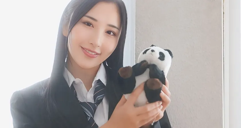 水を被るとHカップ爆乳女になっちゃう体質の転校生と1/2なスクールライフ 北野未奈