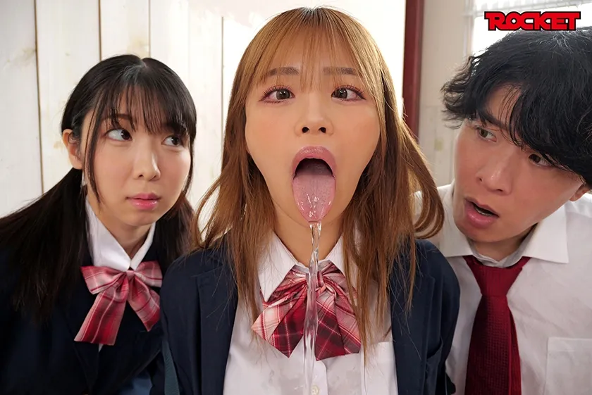 現実世界で突如アヘ顔フリーズバグ 3 ゲームの世界でよくある突然固まって動かなくなるが日常でしかもアヘ顔で起こったら！？ 椿りか 新セリナ 広瀬なるみ 岸永みりな