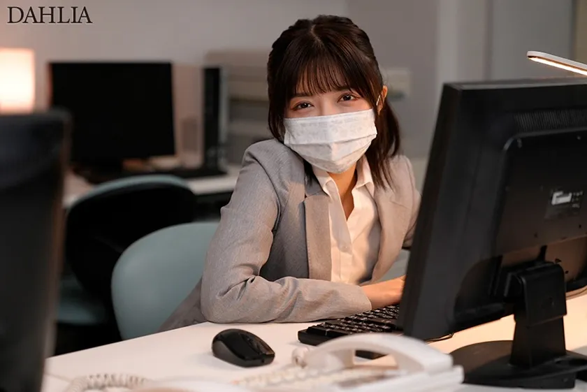 煌めく瞳に即恋し芳醇キスに溺れ果てる身近なマスク美人5シチュエ―ション 善場まみ