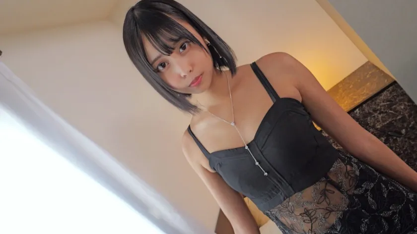 8頭身現役スーパーモデル 男の人は苦手。でも、寂しさを埋めてほしい。