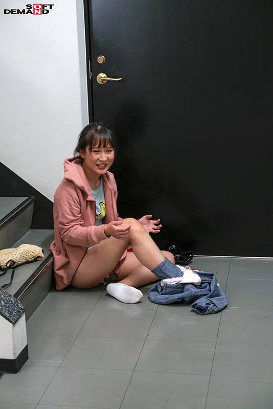 コンプラスルーの怒涛のガチエロバラエティ！ 『本日の撮影。全て回転ダーツで決めてもらいます！』 問答無用、一本のダーツで撮影内容がガチ決定！ 挑戦者＃2中島あつこ