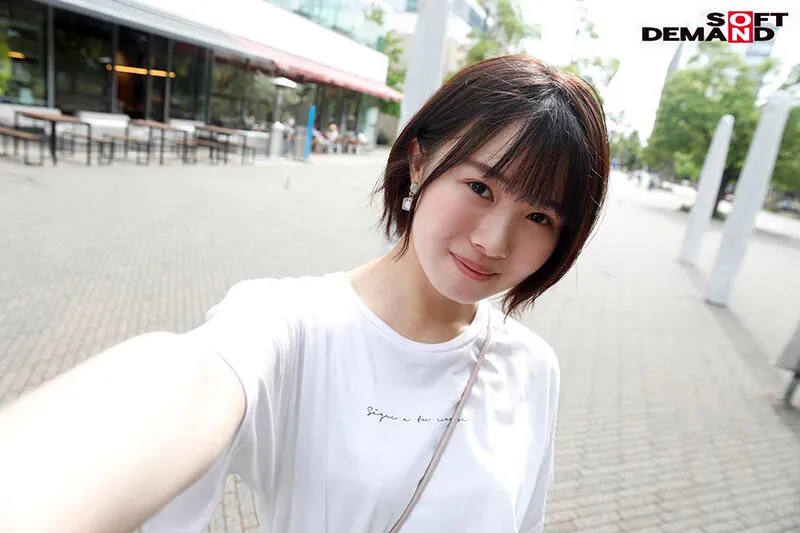 いつもは内気なのに快楽でぶっとぶ鉄工ガールの妄想実現 おじさんとね～っとり濃厚舐め合い、体液交換、唾のみセックス 幾田まち