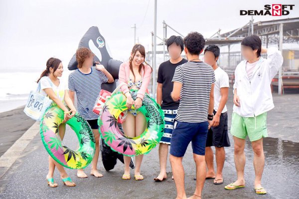 【香山美桜 他】マジックミラー号に海水浴に来ている友達同士の男女が初乗車！ハレンチ水着でツ●スターゲームをやって股間を擦り付け合ったら火が付いて‘ひと夏の思い出SEX’までしてしまうのか！？るみちゃん（大学2年生）あやちゃん（大学2年生）【ツイスター】