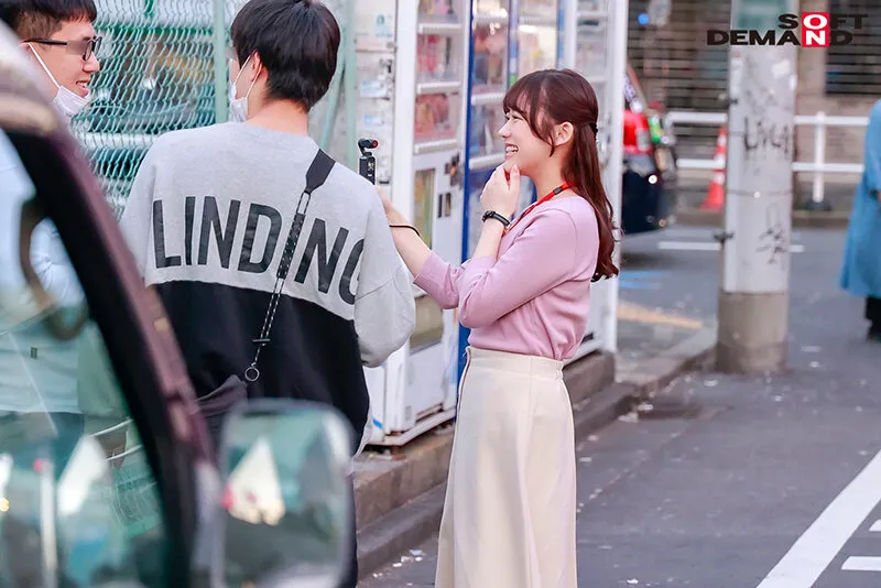 【野々宮みさと】ぜ～んぶ未体験！素人男性に突撃交渉！お店でフェラ・初風俗プレイ・初おもちゃ・初3P 「私に初体験させてください…っ！」 AV修行の業務命令！？皆様によりよいAVをお届けするために大奮闘！SOD女子社員 宣伝部入社2年目 小野寺舞