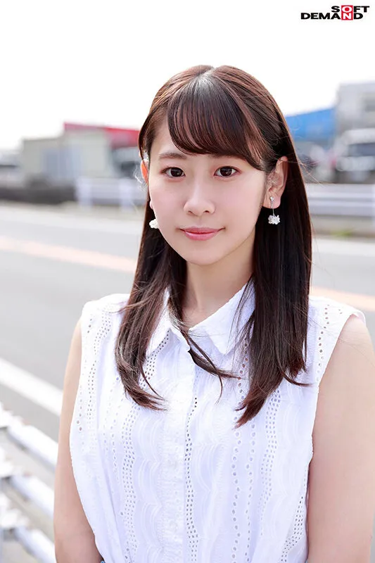 【五十嵐美月 美澄玲衣 他】マジックミラー号 都内有数のお嬢様大学に通う高学歴女子大生に 100の淫語を言わせたら、純白のパンツに染みをつくってしまうのか検証！！ …結果、自らち○ぽを求めてしまうほどに発情、前戯不要な濡れ濡れま○こに生挿入！？