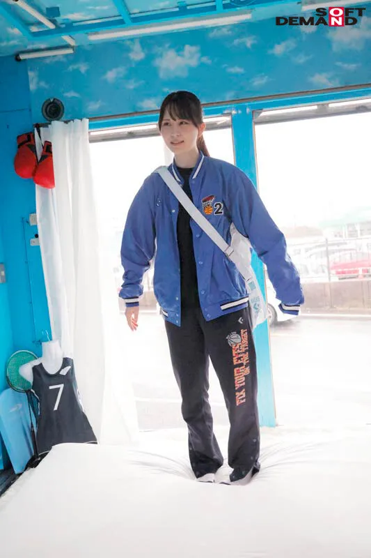 【酒井莉乃】【りの編】マジックミラー号 部活帰りのアスリート女子大生が何度も射精させるほど高額賞金GET！連続射精チャレンジ！発射を促すためにキツキツ桃色おま○こに挿入も！？青春ってすごく密なので…