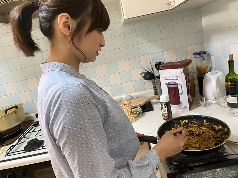 【本田瞳】貞操帯露出 野外性交して自宅でオマンコ拘束された1ヵ月の記録