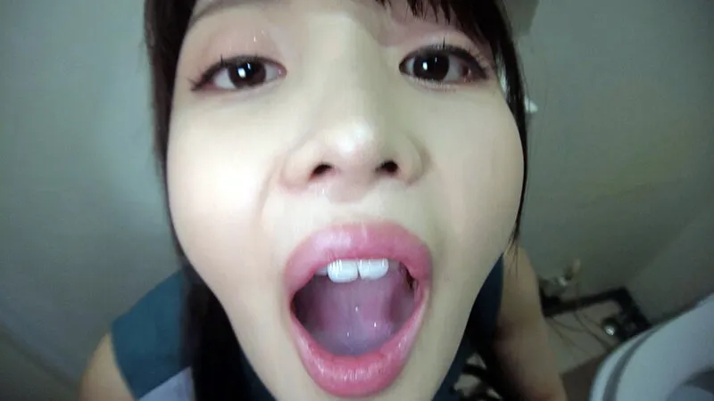 【堀沢茉由】精飲観光 口内にザーメン含んでお口くちゅくちゅ♪ごっくん散歩 まゆ（24）