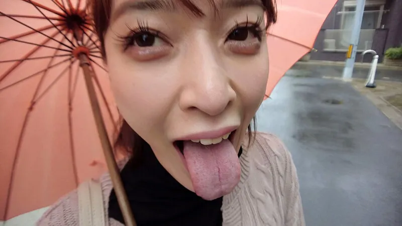 【しおかわ雲丹】精飲美淑女 喉奥までザーメンを味わいたいドM妻とお泊りゴックン野外デート